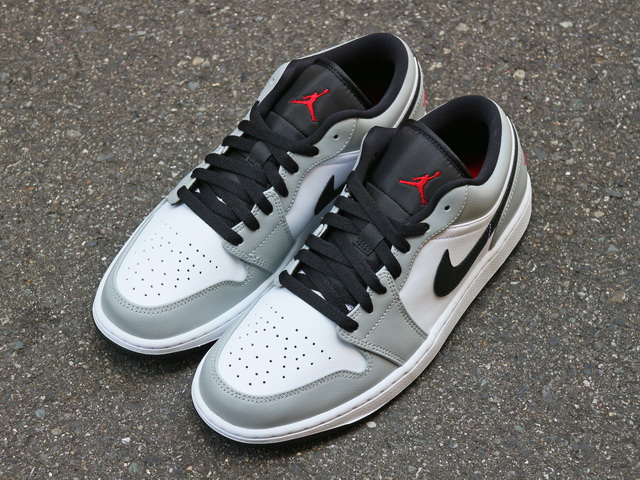 AIR JORDAN 1 LOW “LT SMOKE GREY”01