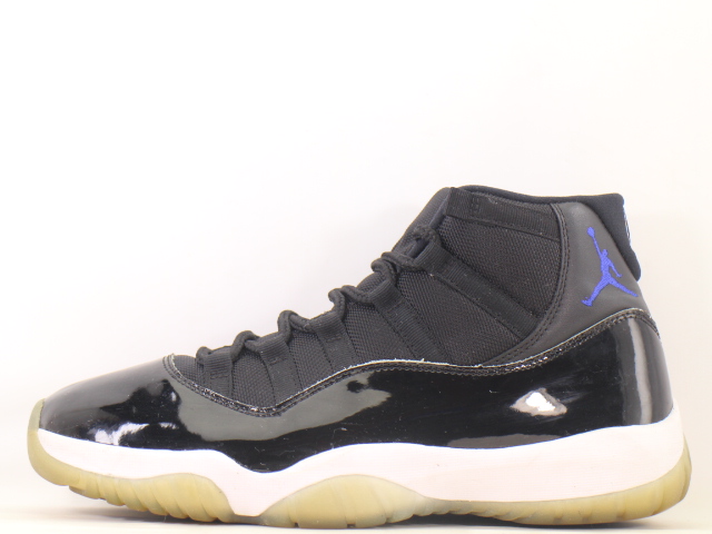 Air Jordan 11 retro space jam