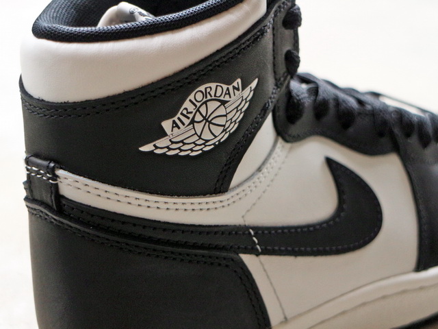 AIR JORDAN 1 HIGH 85 “BLACK/SUMMIT WHITE”01