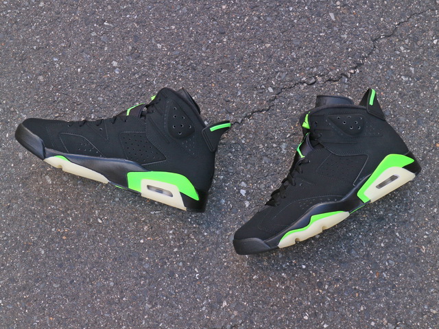AIR JORDAN 6 RETRO “BLACK/ELECTRIC GREEN”01