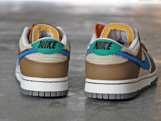 DUNK LOW SZ “SIZE?”01