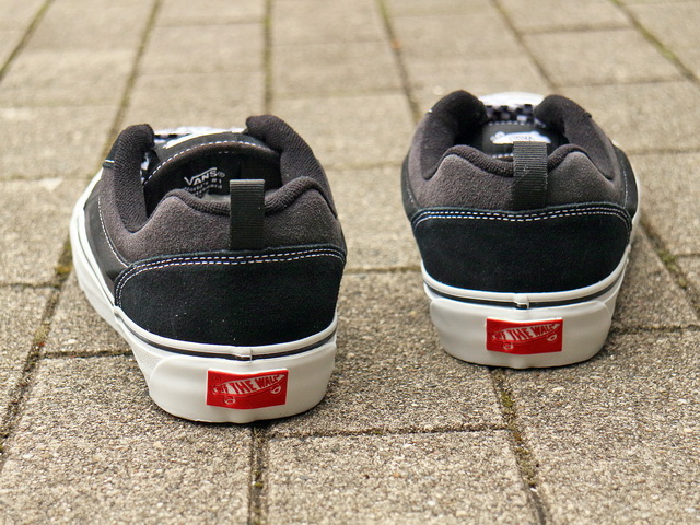 KNU SKOOL VOLT LX “BLACK/CHARCOAL”01