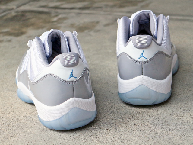 AIR JORDAN 11 RETRO LOW “CEMENT GREY”01