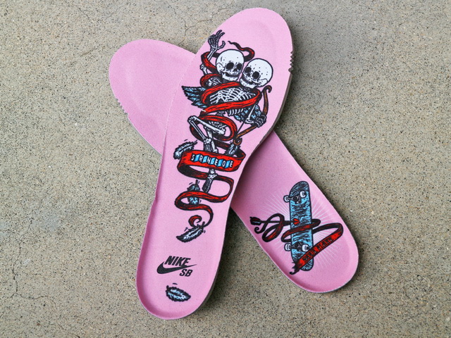 SB DUNK LOW PRO QS “VALENTINES DAY STRANGELOVE”01