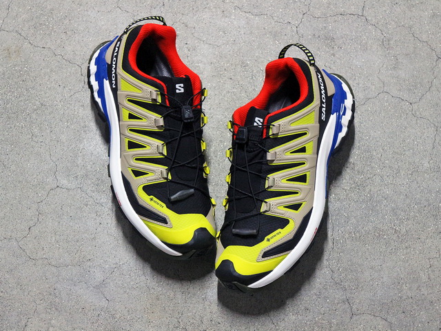 SALOMON XA PRO 3D V9 GTX “BLACK/BUTTERCUP/LAPIS BLUE”01