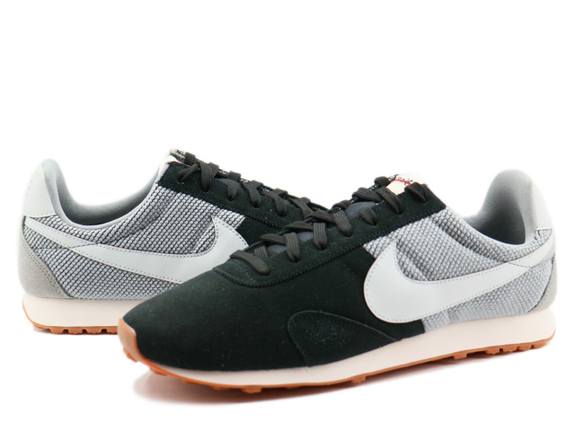 WMNS PRE MOTREAL RACER VNTG 828436-018 - 2