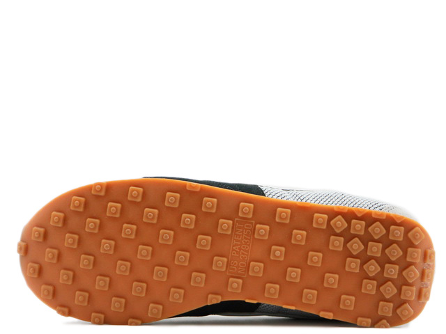 WMNS PRE MOTREAL RACER VNTG 828436-018 - 6