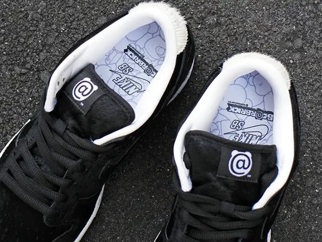 SB DUNK LOW OG QS “BE@RBRICK”01