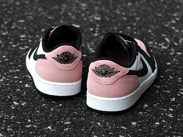 AIR JORDAN 1 LOW OG “BLACK/BLEACHED CORAL”01