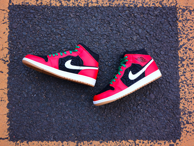 AIR JORDAN 1 MID SE “FIRE RED-WHITE-MALACHITE”01