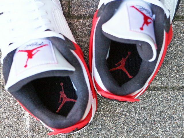 AIR JORDAN 4 RETRO “RED CEMENT”01