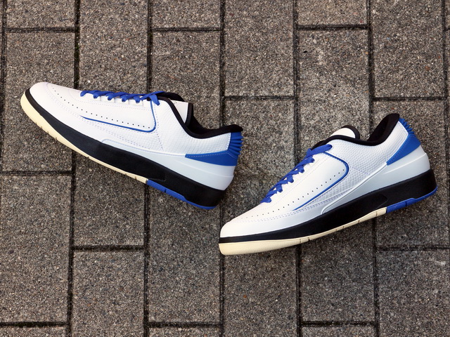 WMNS AIR JORDAN 2 RETRO LOW “WHITE/VARSITYROYAL”01