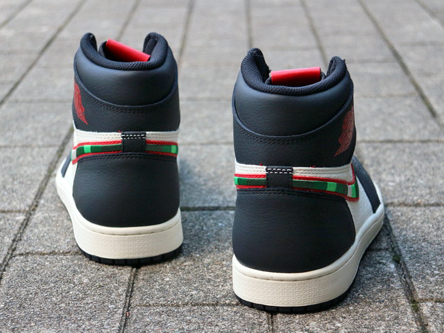 AIR JORDAN 1 RETRO HIGH OG “SPORTS ILLUSTRATED”01