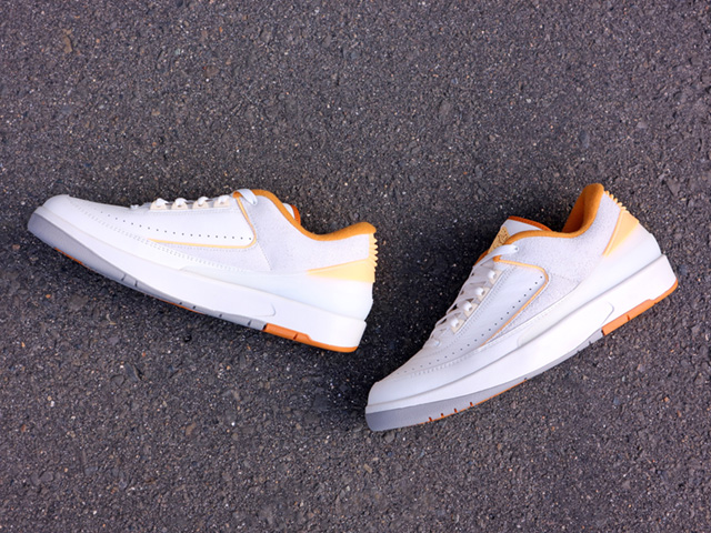 AIR JORDAN 2 RETRO LOW “SAIL/MELON TINT”01
