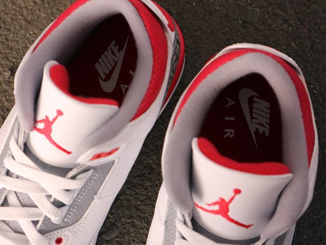 AIR JORDAN 3 RETRO “OG-WHITE/FIRE RED-BLACK”01