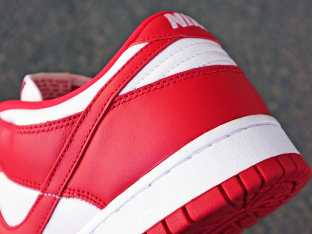 DUNK LOW SP “ST JOHN’S”01