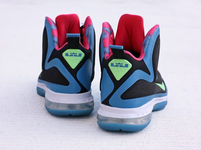 LEBRON 9 “SOUTH COAST 2022”01