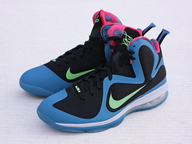 LEBRON 9 “SOUTH COAST 2022”01