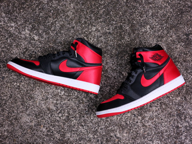 WMNS AIR JORDAN 1 RETRO HIGH OG “SATIN BRED 2023”01