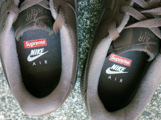 AIR FORCE 1 LOW “SUPREME/BAROQUE BROWN”01