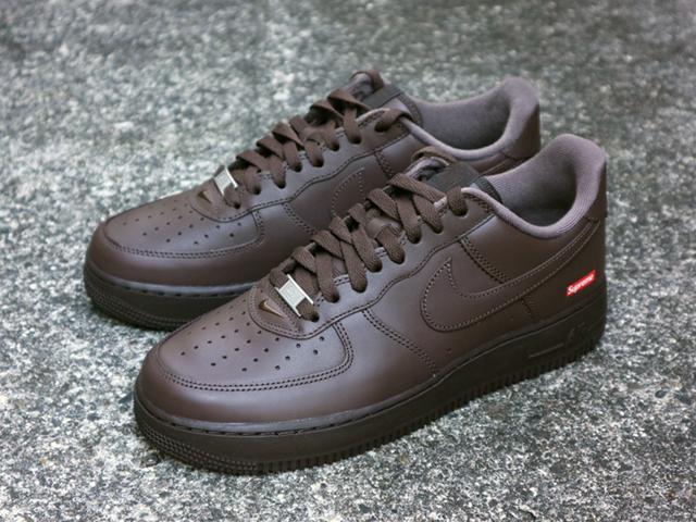 AIR FORCE 1 LOW “SUPREME/BAROQUE BROWN”01