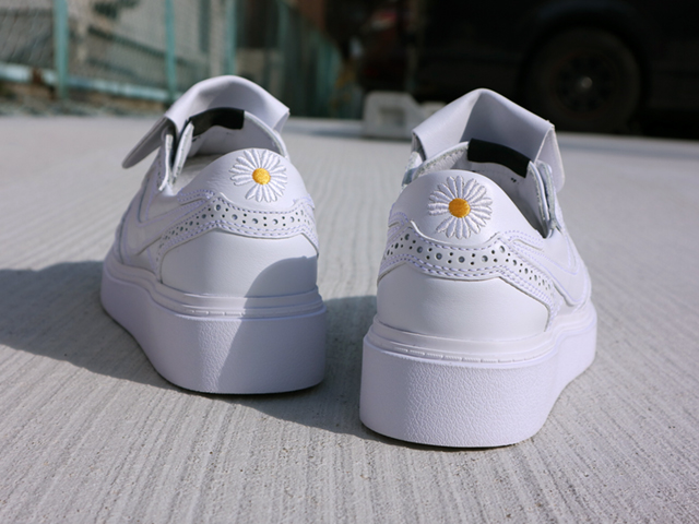 KWONDO 1 “PEACEMINUSONE/WHITE”01