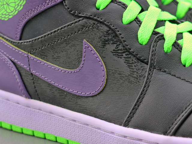 AIR JORDAN 1 RETRO “JOKER”01