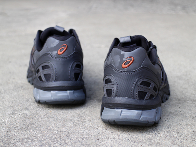 GEL-SONOMA 15-50 “BLACK/RUSTY BROWN”01