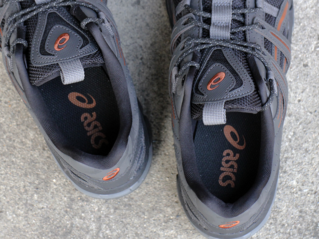 GEL-SONOMA 15-50 “BLACK/RUSTY BROWN”01
