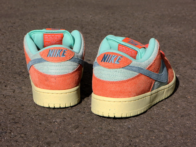 SB DUNK LOW PRO PREMIUM “A Dictionary of Color Combinations-181”01