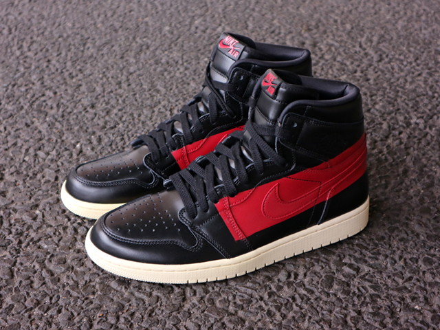AIR JORDAN 1 RETRO HIGH OG DEFIANT “COUTURE”01