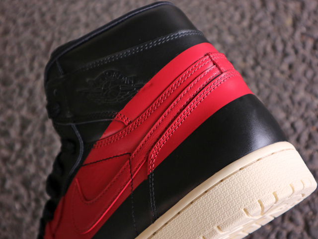 AIR JORDAN 1 RETRO HIGH OG DEFIANT “COUTURE”01