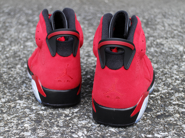 AIR JORDAN 6 RETRO “TORO BRAVO”01