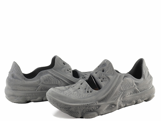 ISPA UNIVERSAL DM0886-001 - 2