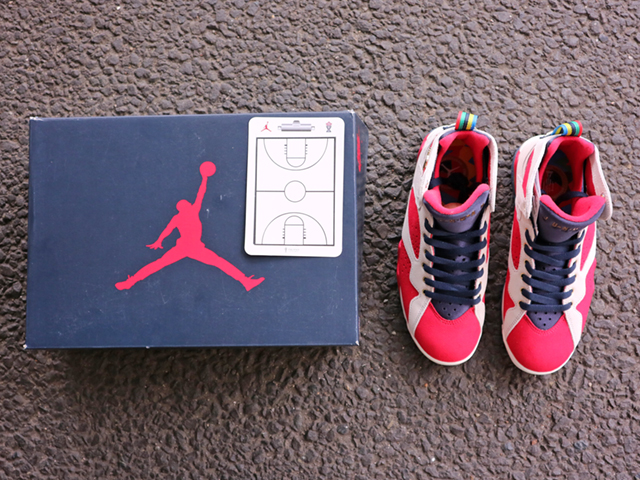 AIR JORDAN 7 RETRO SP “TROPHY ROOM”01