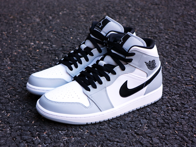 AIR JORDAN 1 MID “LIGHT SMOKE GREY/BLACK-2023”01