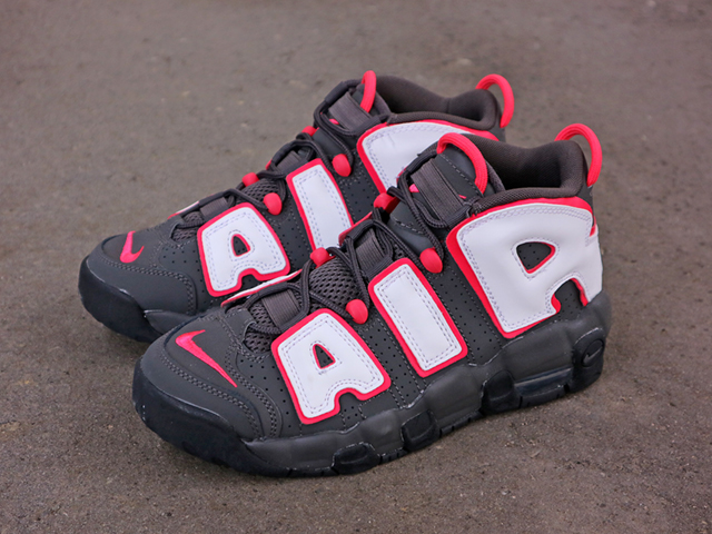 AIR MORE UPTEMPO GS “MEDIUM ASH/WHITE-BLACK”01