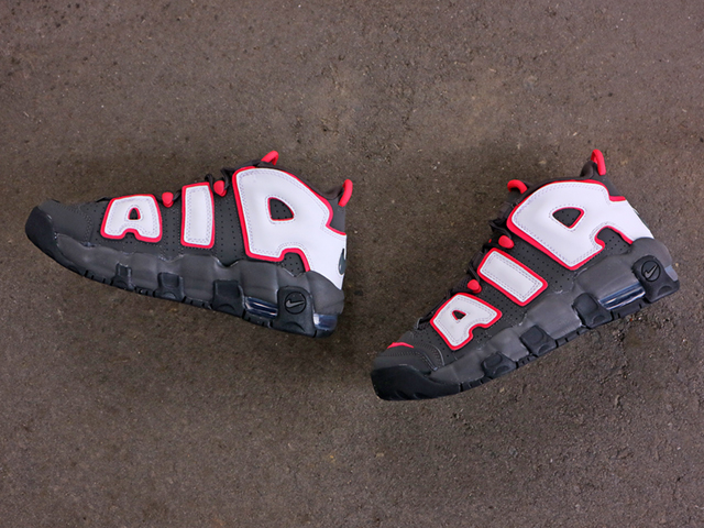 AIR MORE UPTEMPO GS “MEDIUM ASH/WHITE-BLACK”01