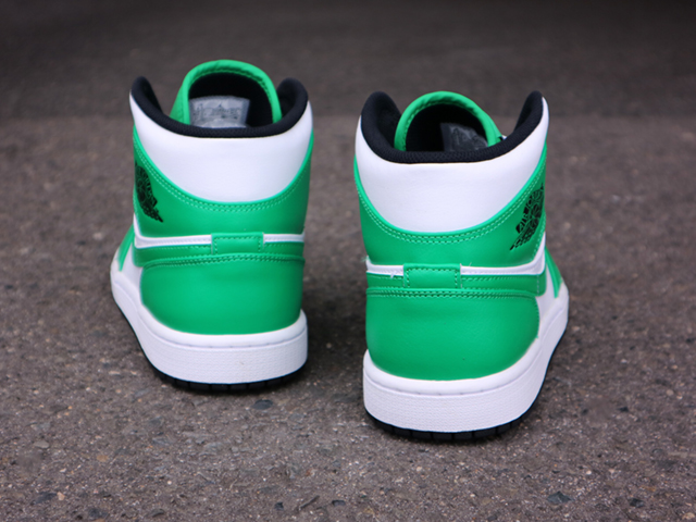 AIR JORDAN 1 MID “LUCKY GREEN/WHITE”01