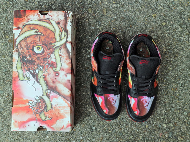 DUNK LOW PRO SB “PUSHEAD/2005”01