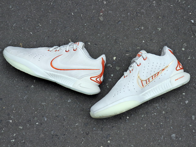 LEBRON 21 EP “AKOYA PEARL”01
