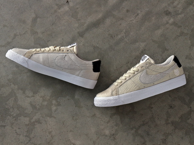 SB BLAZER LOW QS “BE@RBRICK”01