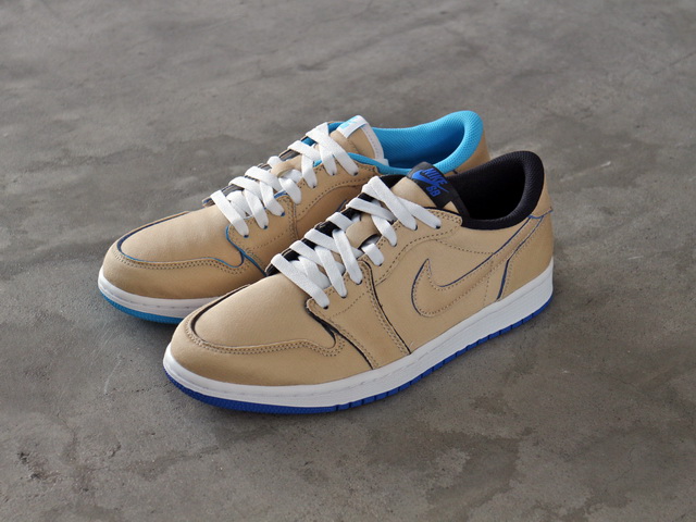 SB AIR JORDAN 1 LOW QS “ROYAL&UNC”01