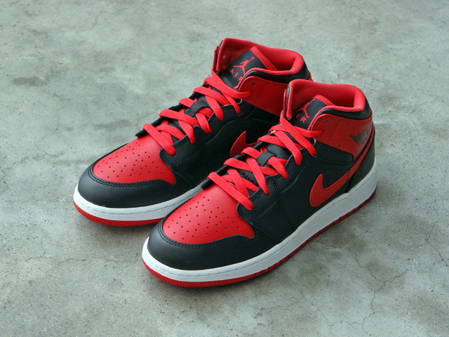 AIR JORDAN 1 MID GS “BRED”01