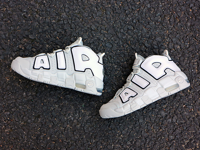 AIR MORE UPTEMPO GS “PHOTON DUST”01