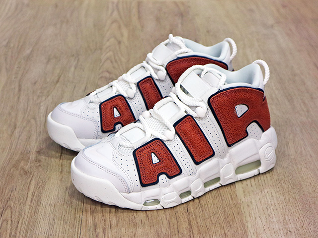 WMNS AIR MORE UPTEMPO “BASKETBALL LEATHER”01