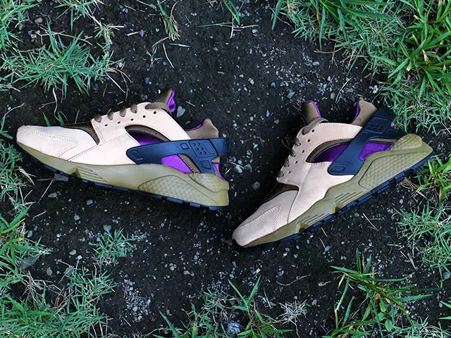 AIR HUARACHE LE “PRALINE/UMBER-VINE-BLACK”01