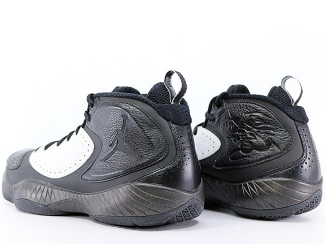 AIR JORDAN 2012 484654-010 - 3