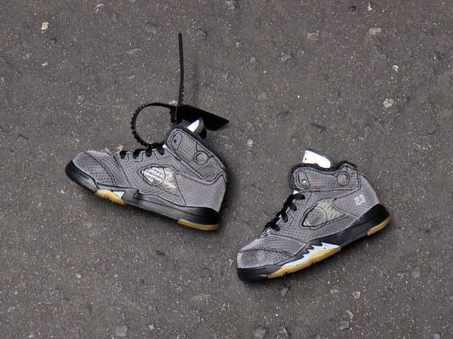 AIR JORDAN 5 RETRO SP TD “OFF-WHITE”01