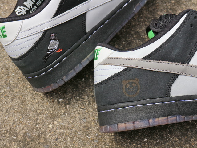 SB DUNK LOW PRO OG QS “STAPLE/PANDA PIGEON” SPECIAL WOOD BOX01